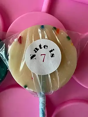 Cakebatter Flavored Lollipop